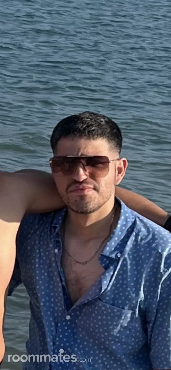 Profile photo 6 of 8