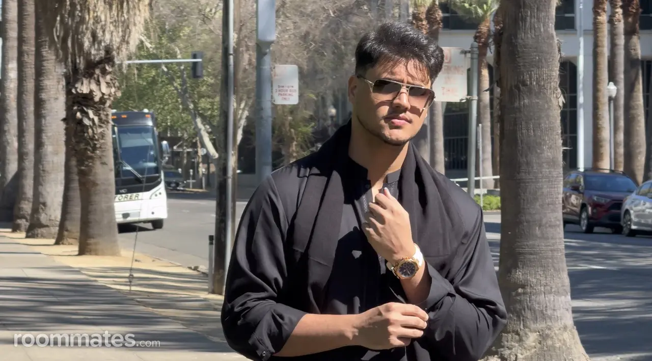 Profile photo 1 of 1