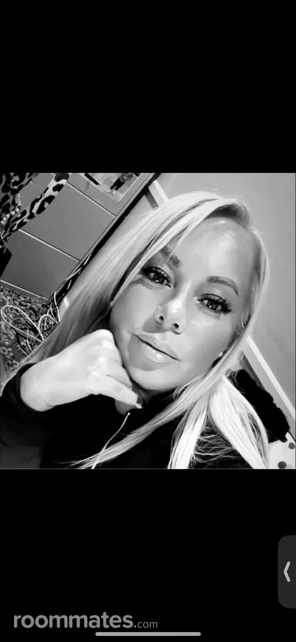 Profile photo 8 of 8