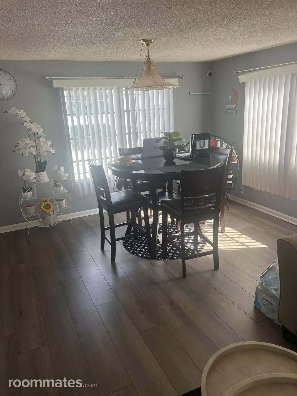 Profile photo 7 of 21