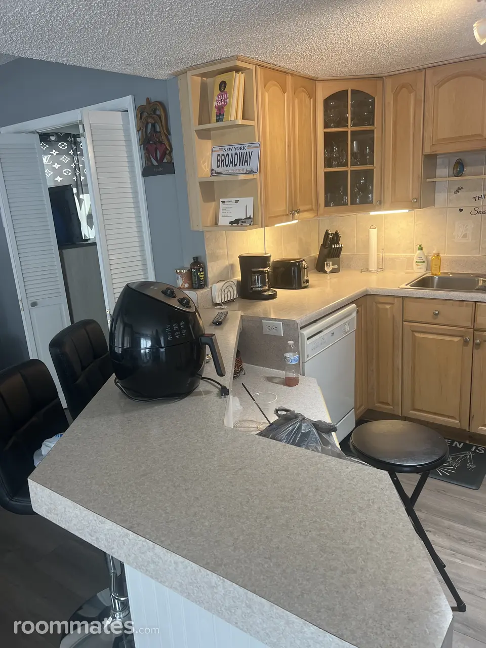 Profile photo 8 of 21