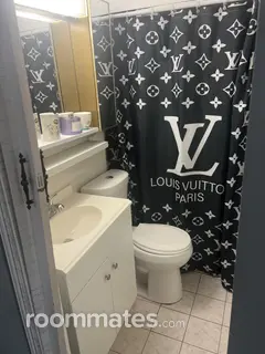 Room for rent in Hallandale Beach, FL $800, house