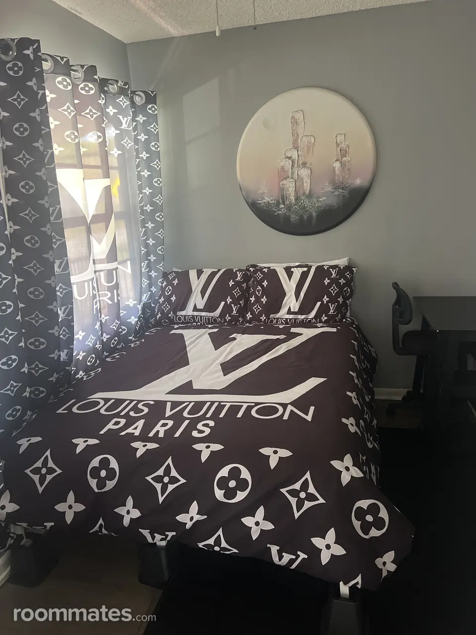 Profile photo 4 of 21