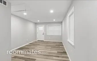 Room for rent in New Castle, DE $900, house