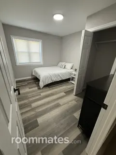 Room for rent in New Castle, DE $900, house