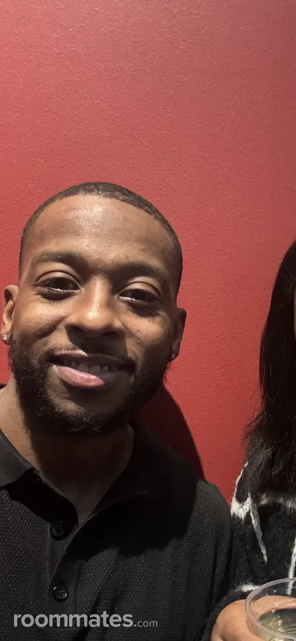 Profile photo 1 of 1