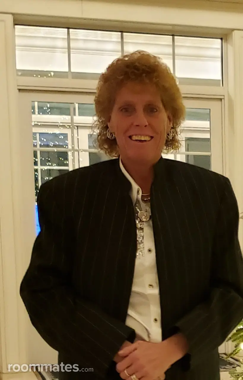 Profile photo 11 of 11