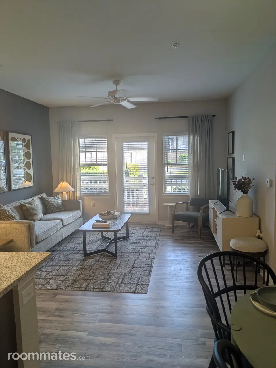 Profile photo 2 of 8