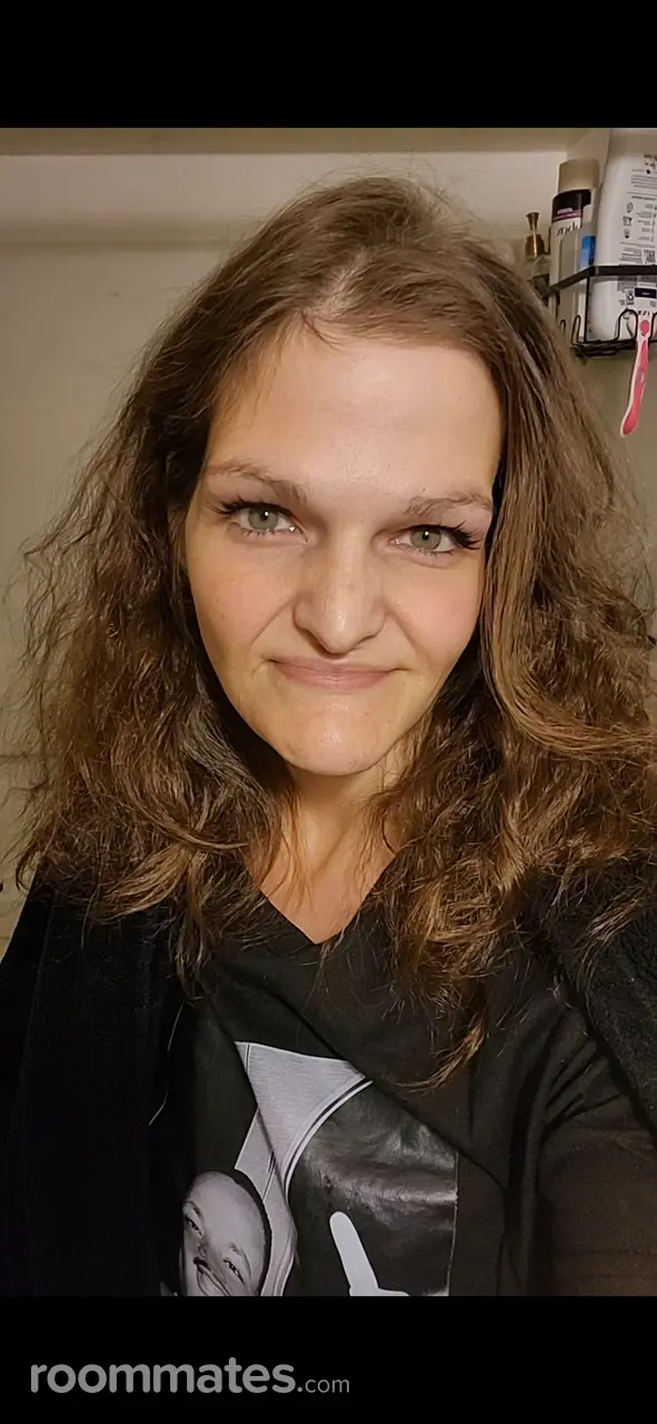 Profile photo 1 of 1