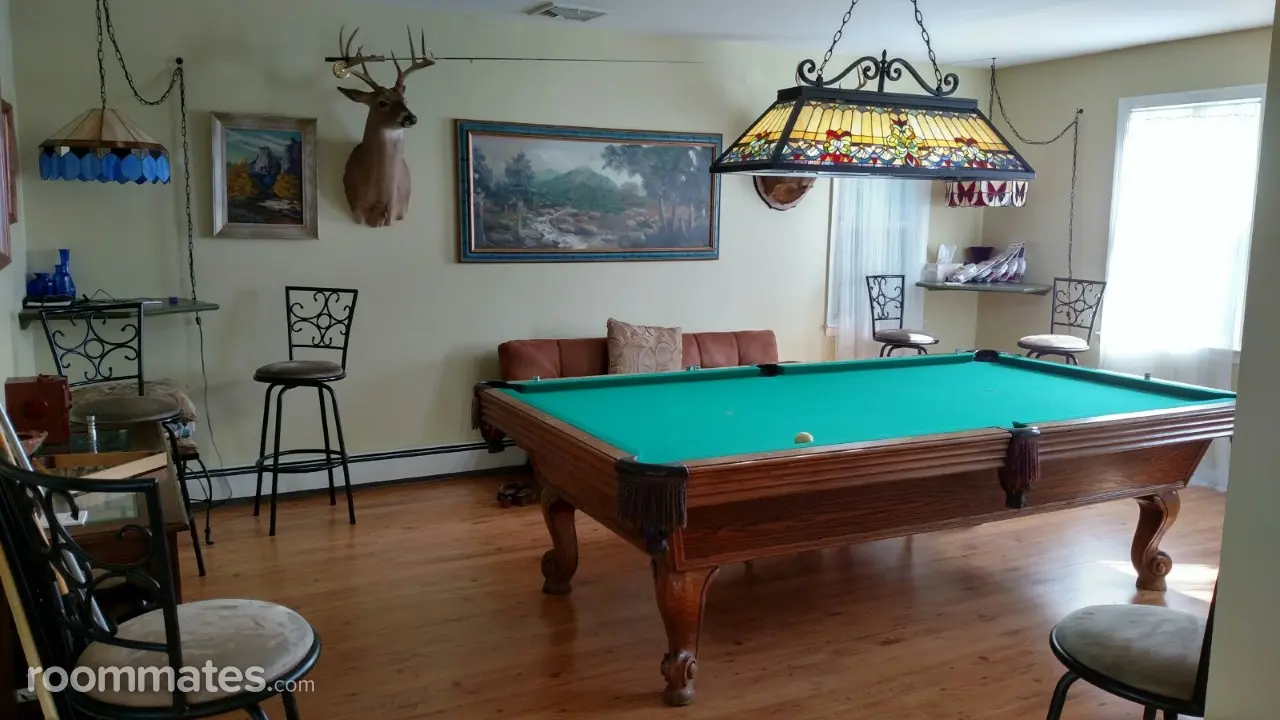 Profile photo 8 of 11