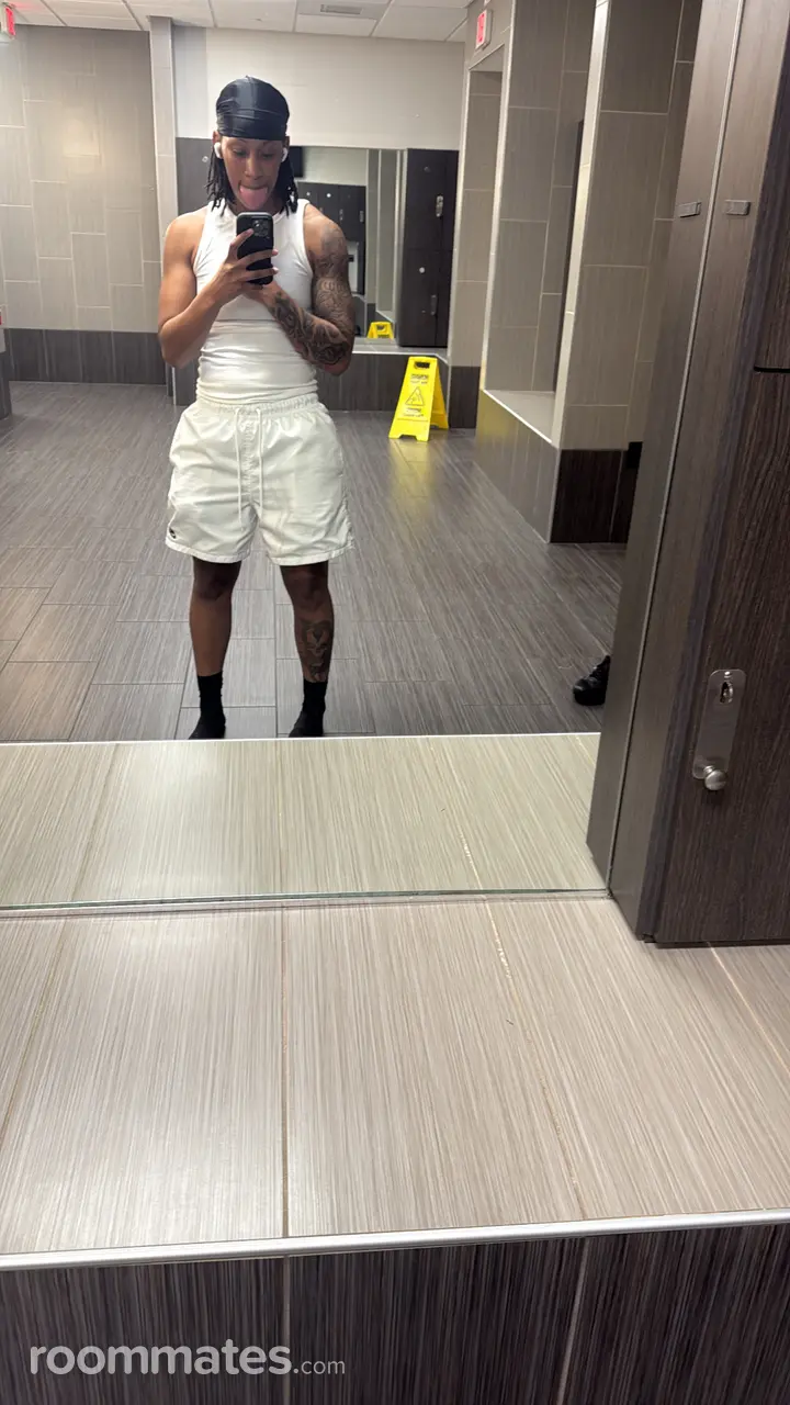 Profile photo 1 of 1