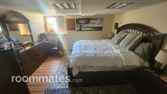 Room for rent in McHenry, IL $1600, house