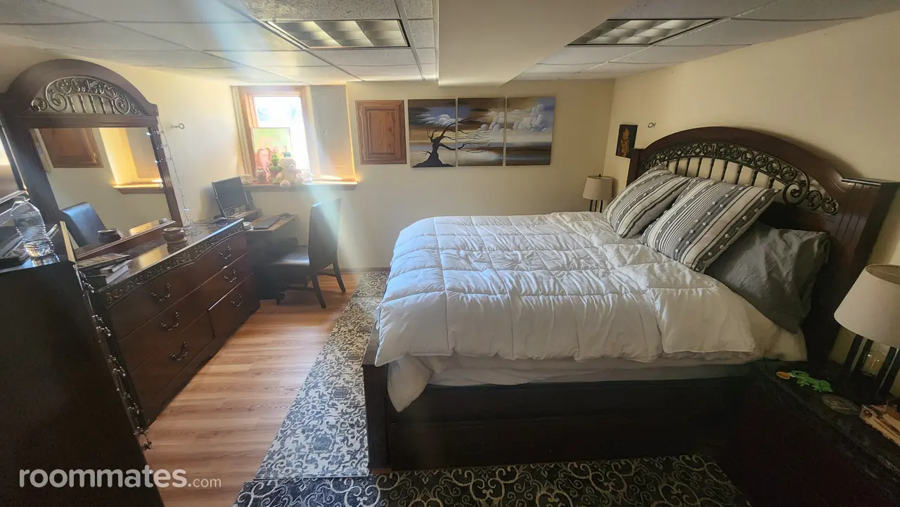 Profile photo 3 of 12