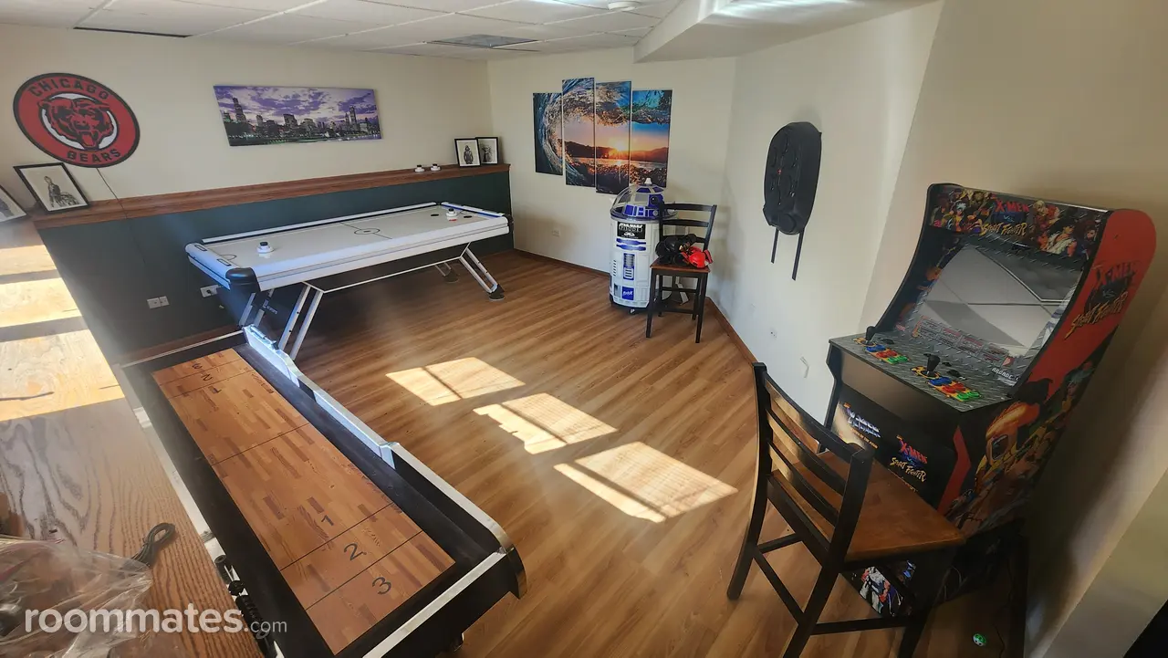 Profile photo 2 of 12