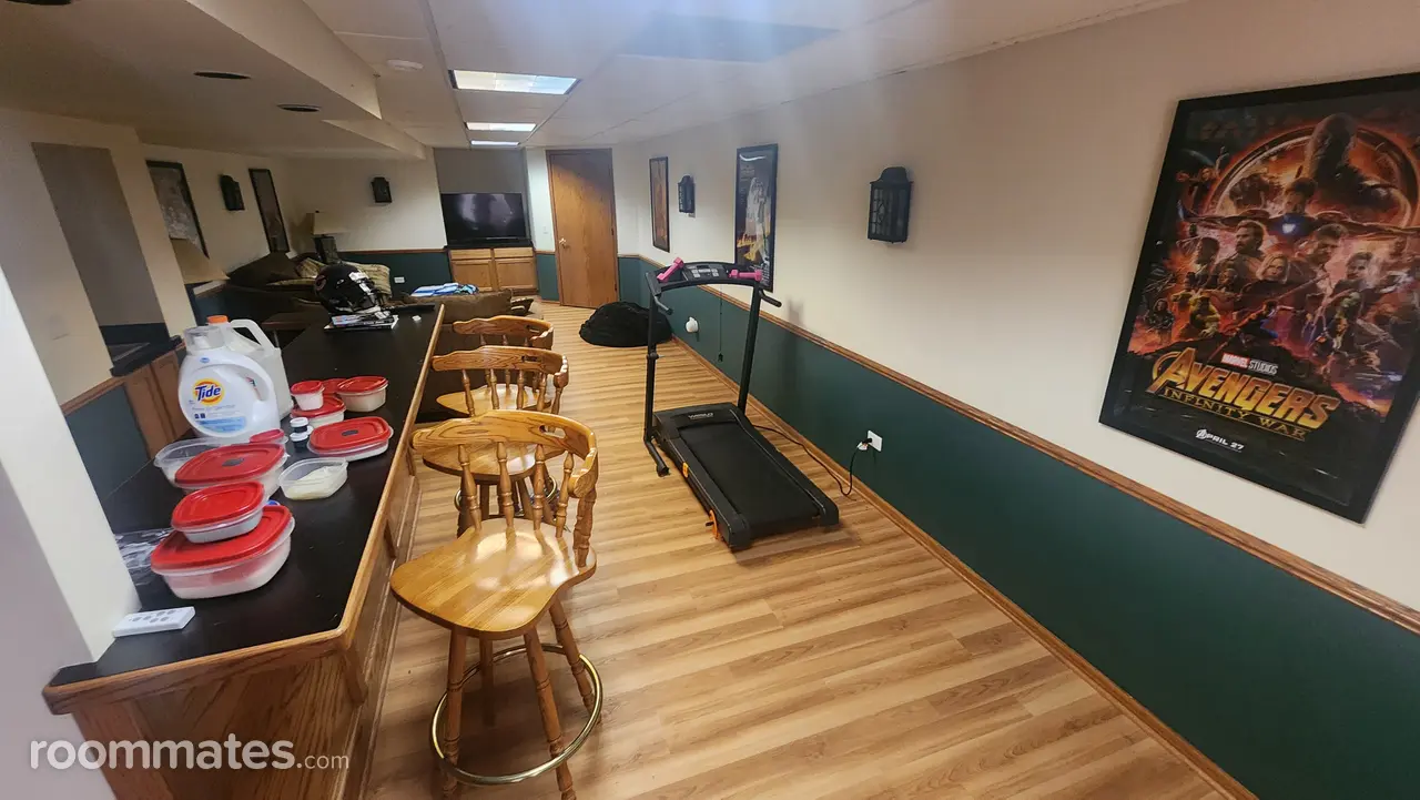 Profile photo 4 of 12