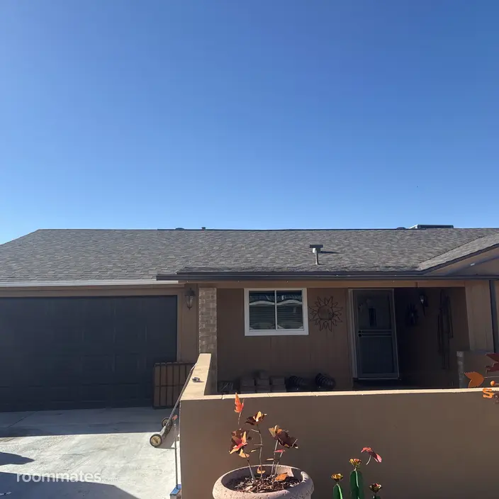 Room for rent in Phoenix, AZ $900, house