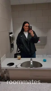 Room for rent in Lancaster PA $800, townhouse