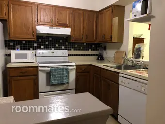Room for rent in Germantown, MD $900, townhouse