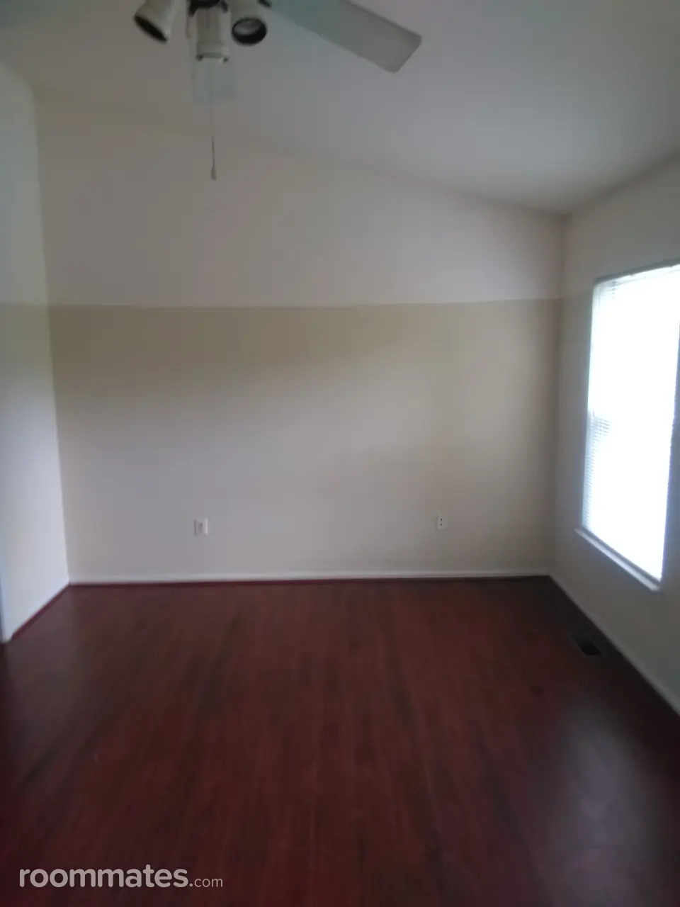 Profile photo 1 of 6