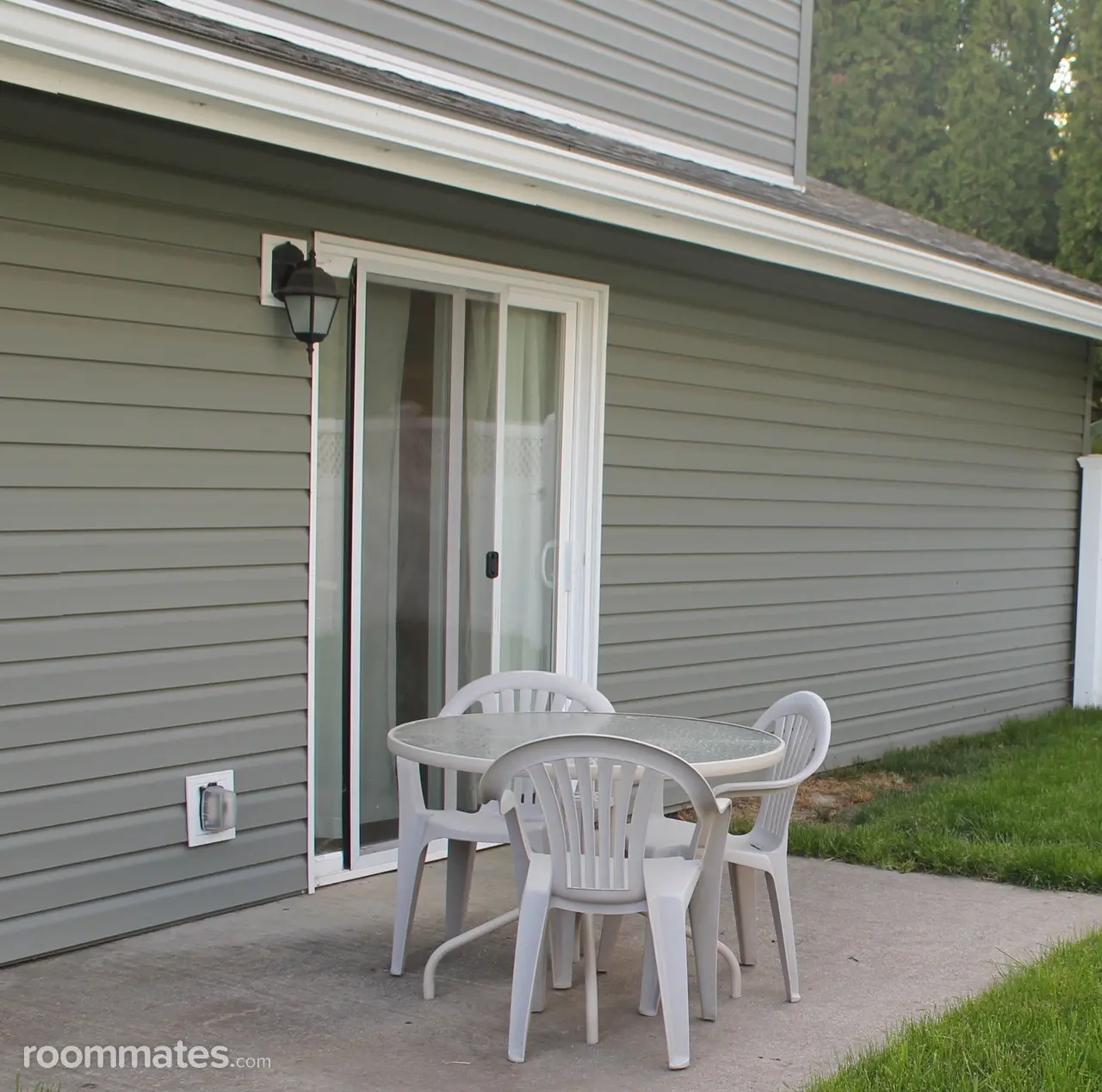 Profile photo 3 of 5