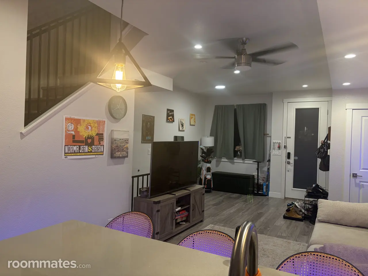 Profile photo 2 of 10