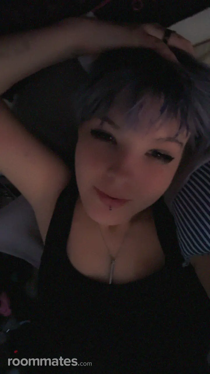 Profile photo 3 of 4