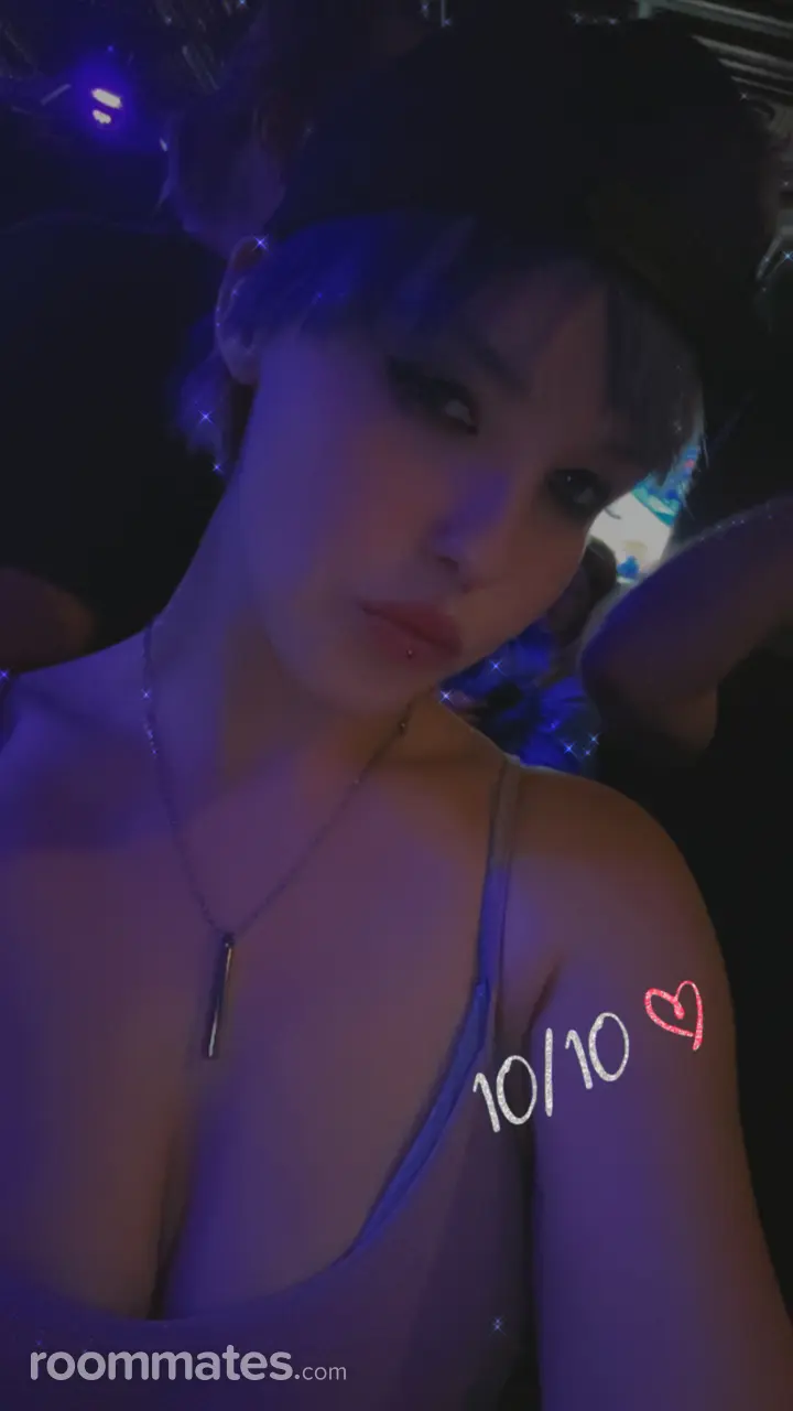 Profile photo 1 of 4