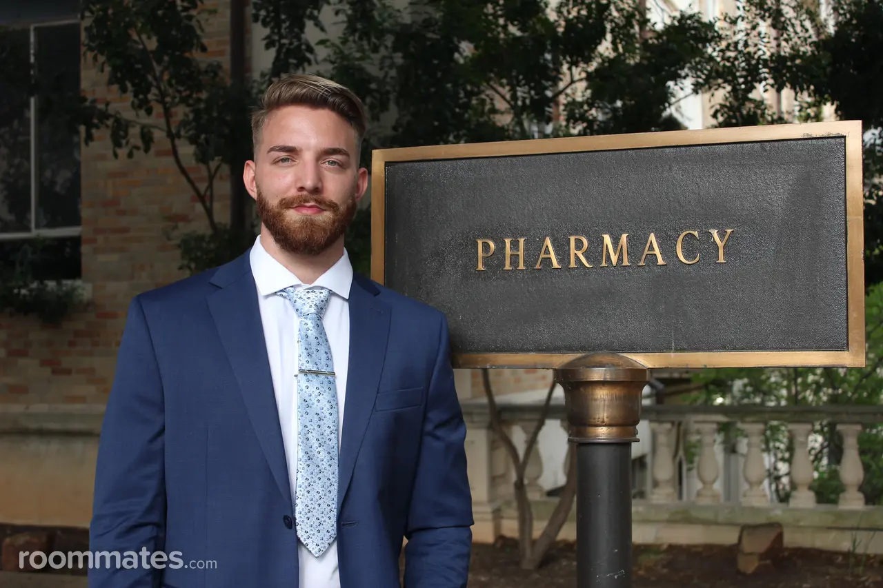 Profile photo 1 of 2