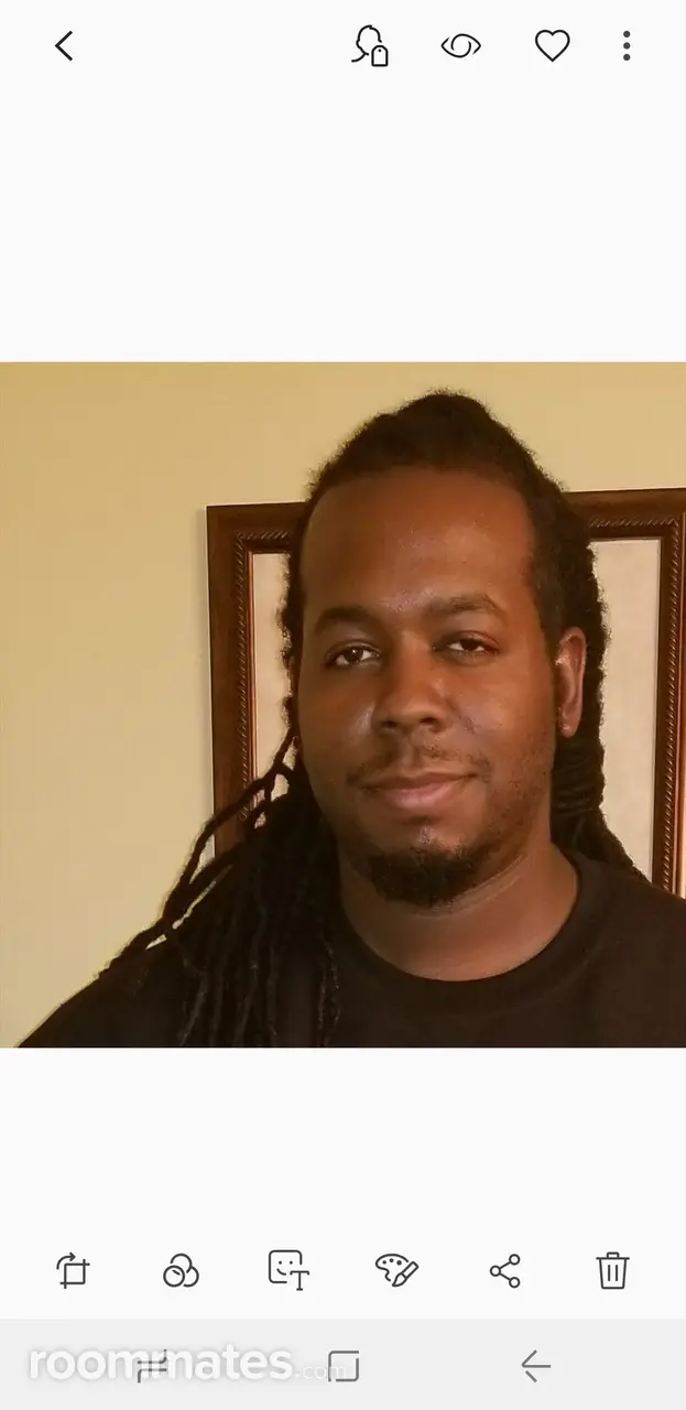 Profile photo 1 of 1