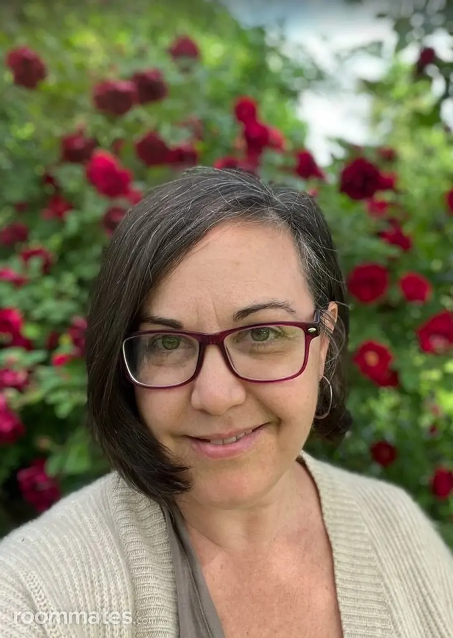 Profile photo 1 of 1