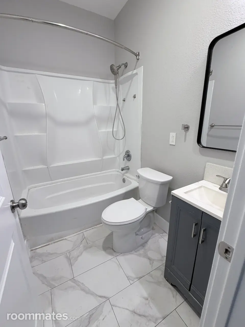 Profile photo 2 of 3