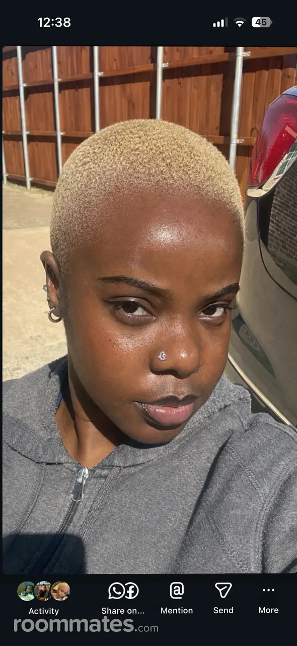 Profile photo 1 of 1