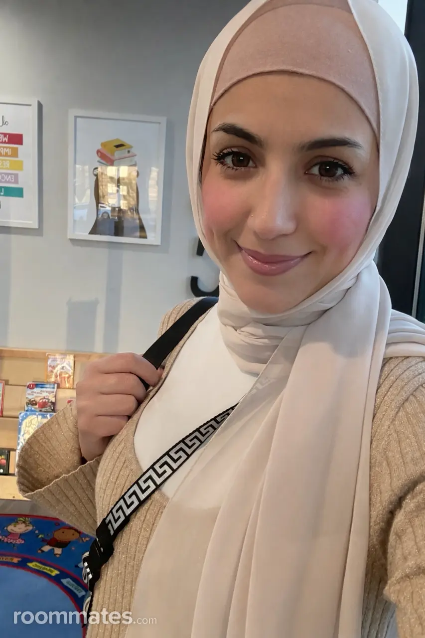 Profile photo 1 of 1