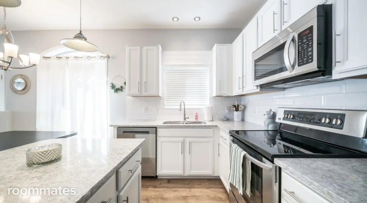 Profile photo 5 of 10