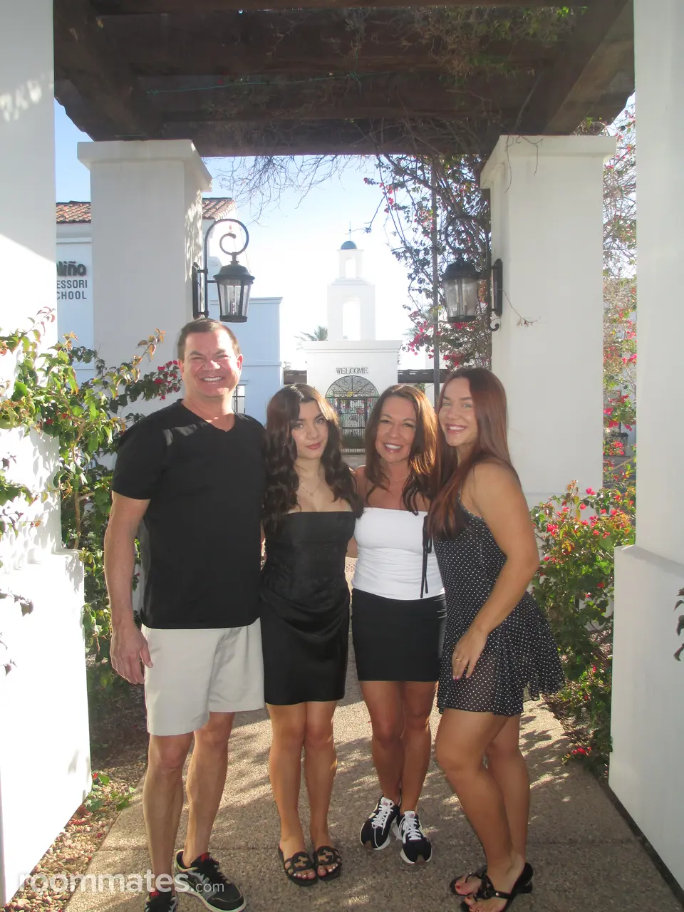 Profile photo 9 of 10