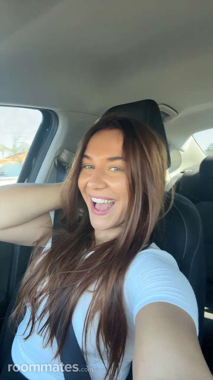 Profile photo 10 of 10