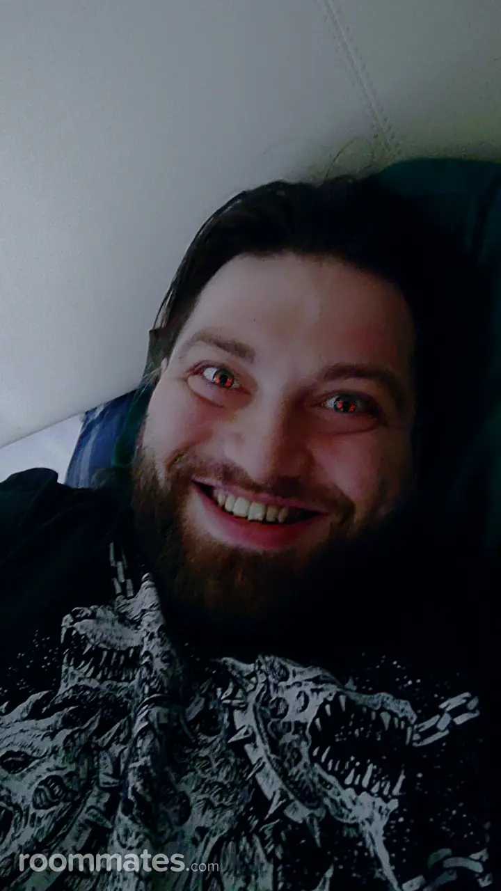 Profile photo 3 of 8