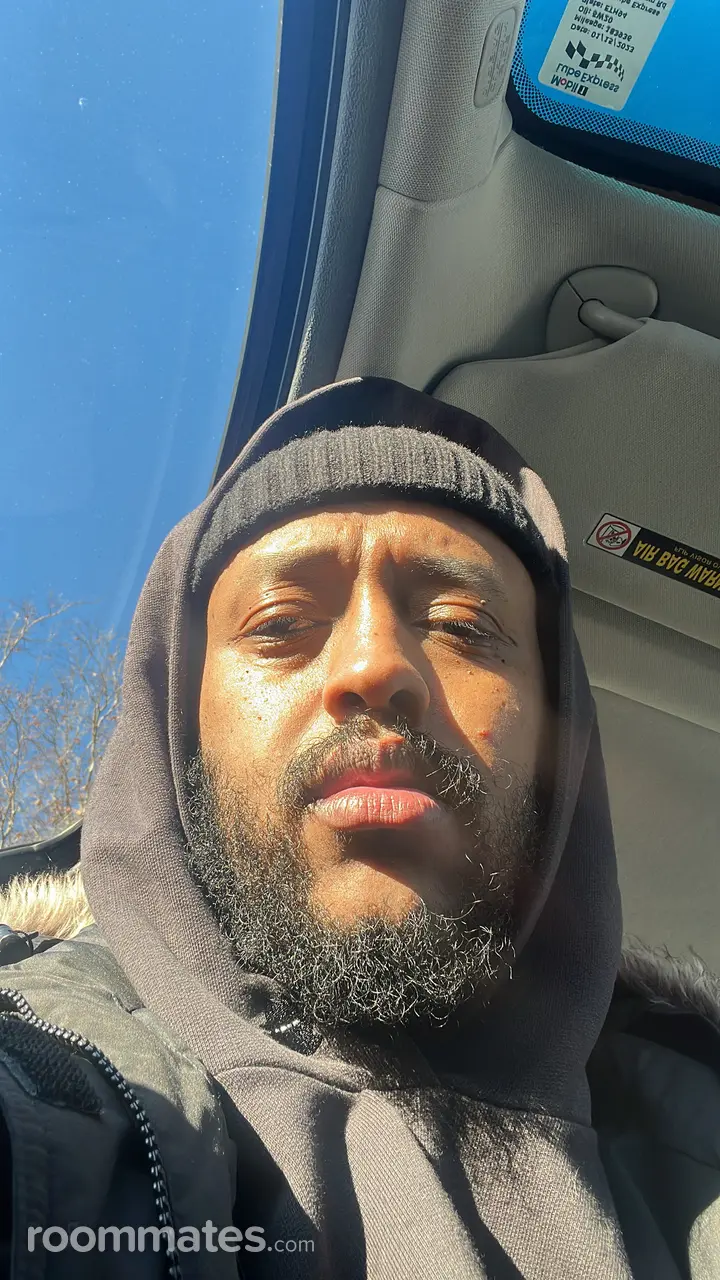 Profile photo 1 of 1