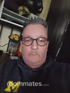 Roommate looking Troy, OH, $700