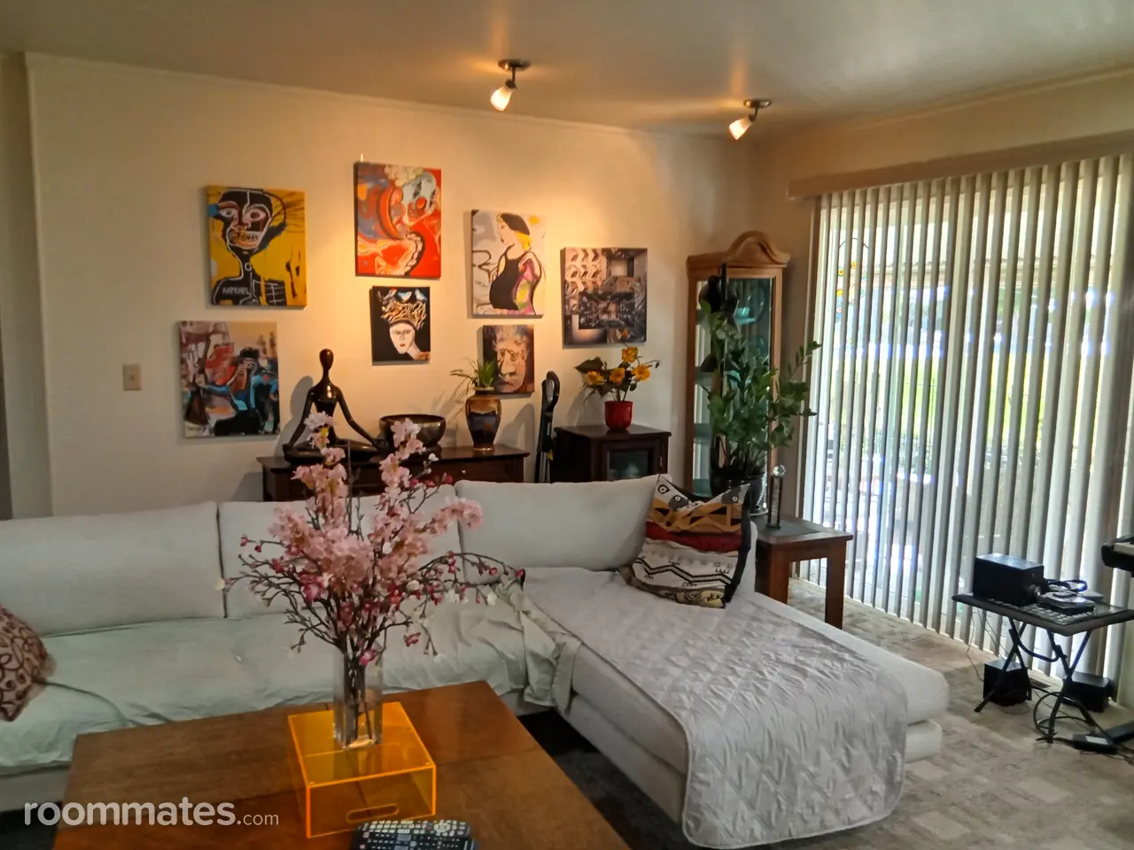 Profile photo 4 of 11