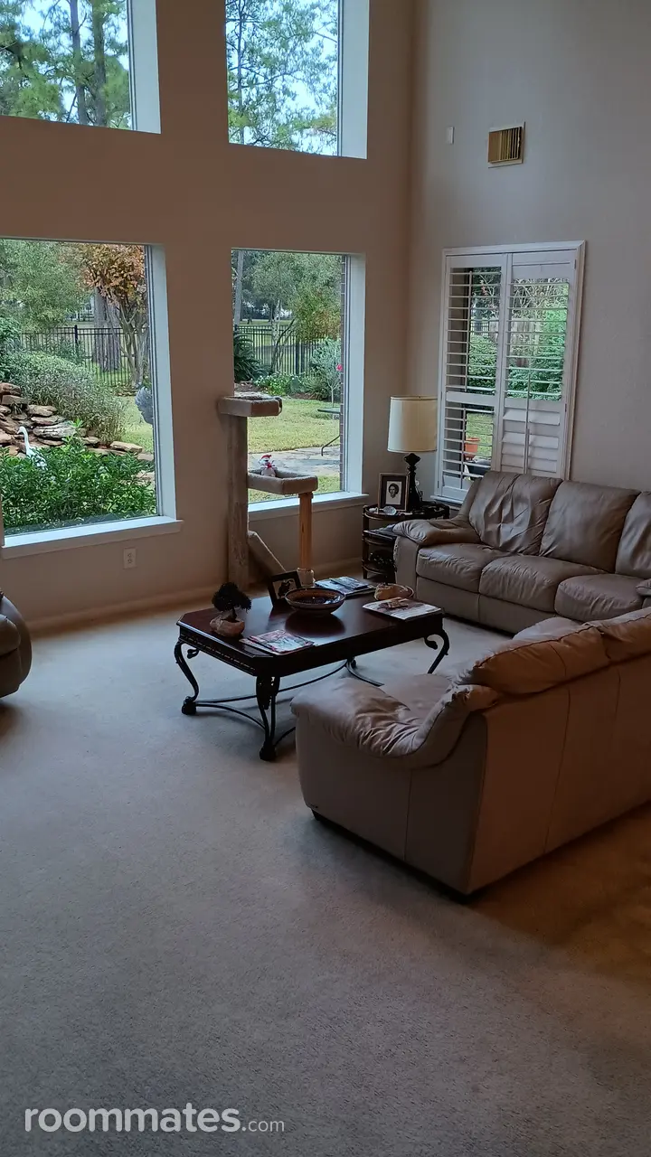 Profile photo 1 of 2