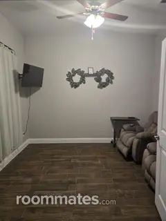 Room for rent in Aubrey, TX $1000, house