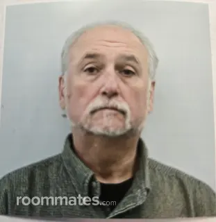 Roommate looking Ballwin, MO, $2000