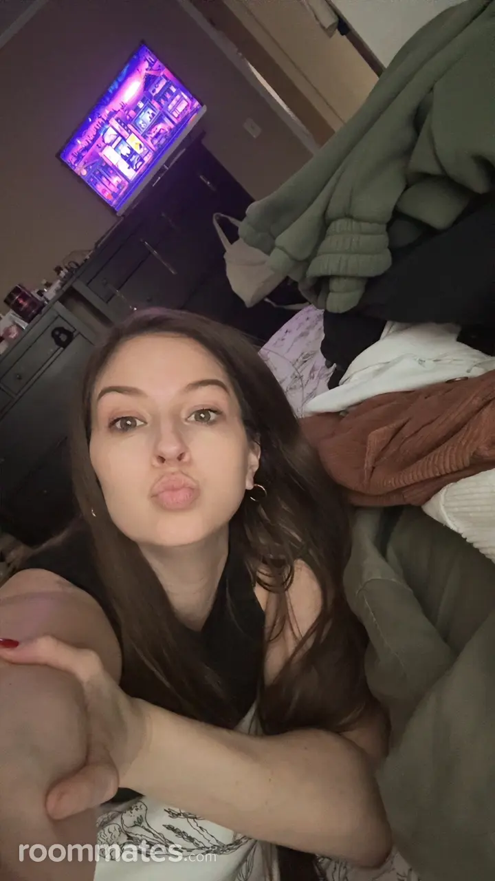 Profile photo 7 of 10