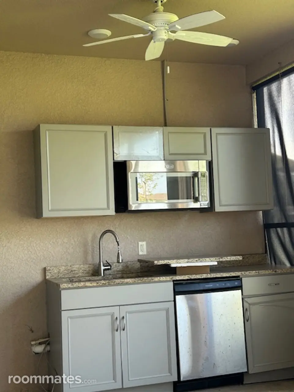 Profile photo 1 of 6