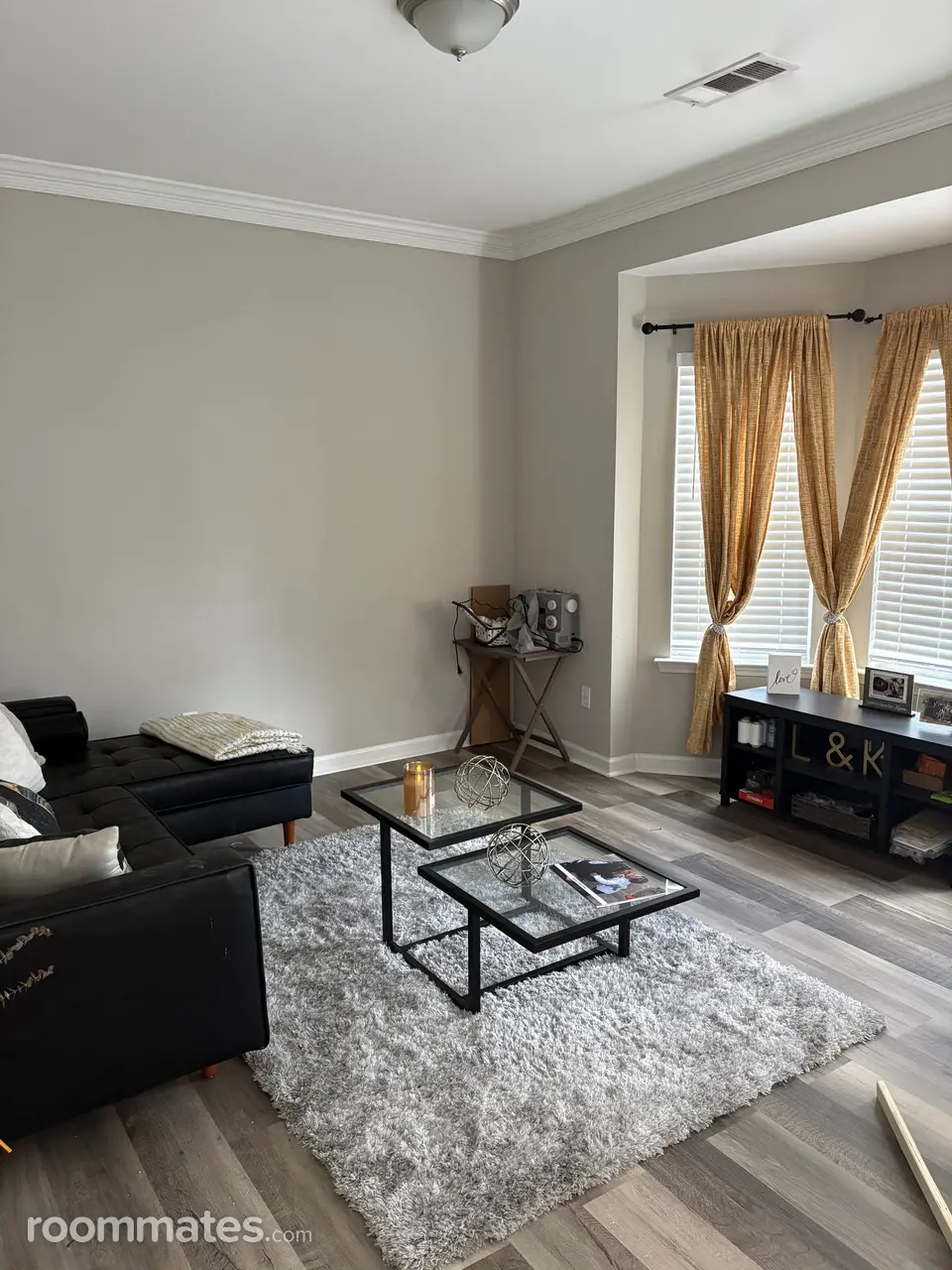 Profile photo 6 of 10