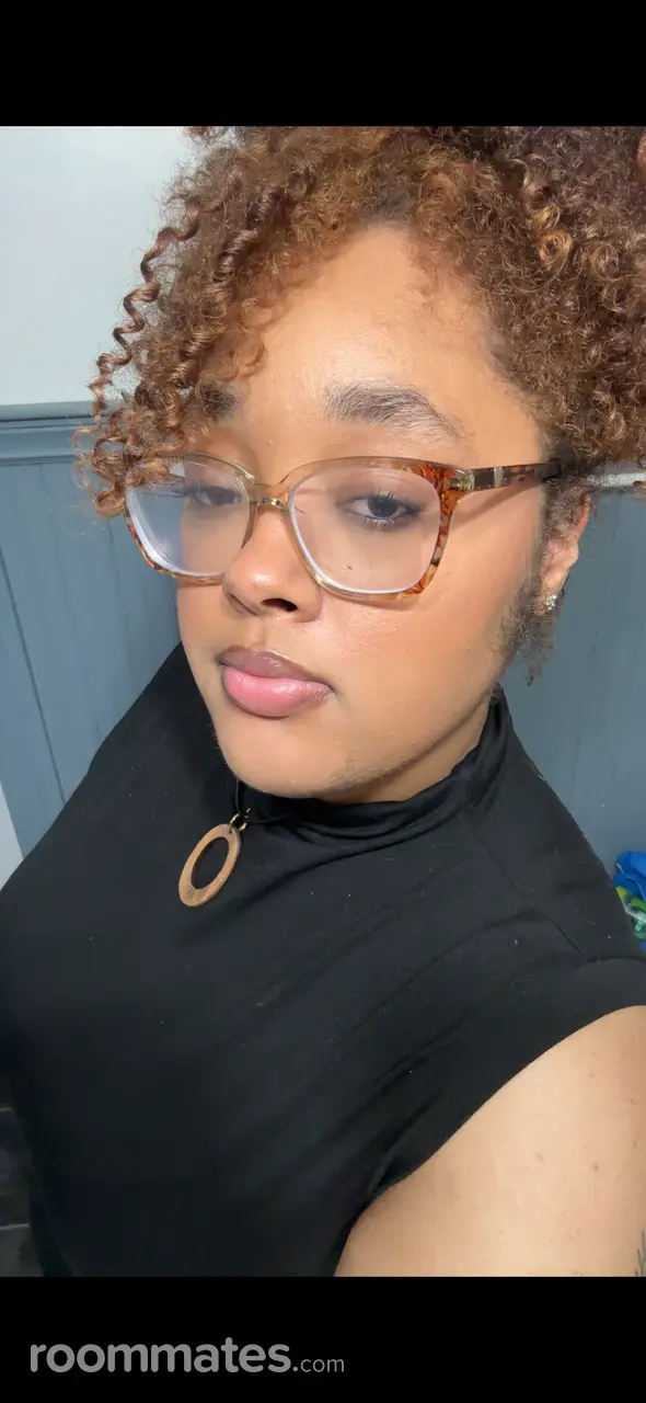 Profile photo 1 of 2