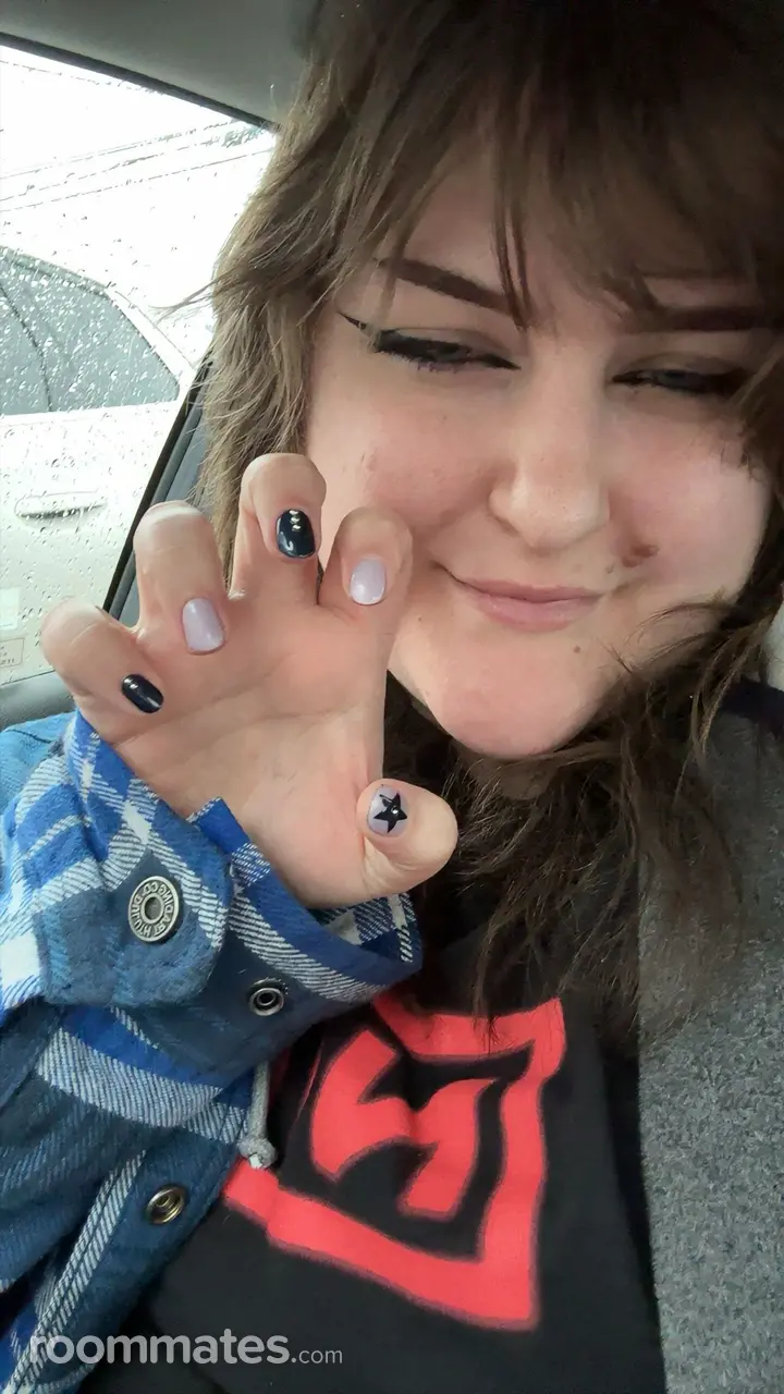 Profile photo 6 of 6