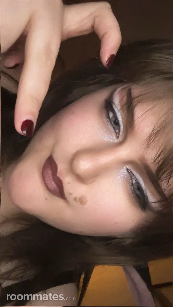 Profile photo 3 of 6