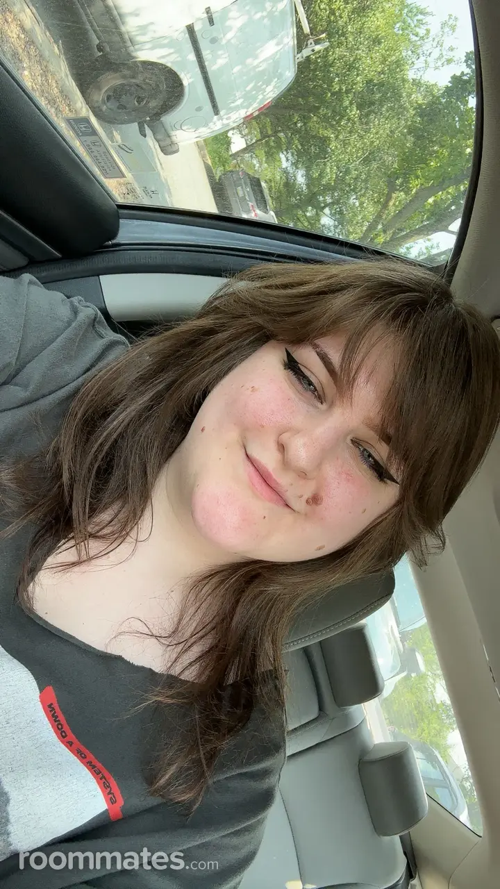 Profile photo 1 of 6